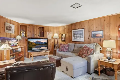 5045 Oxford Avenue Edina MN 55436
