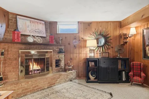 5045 Oxford Avenue Edina MN 55436