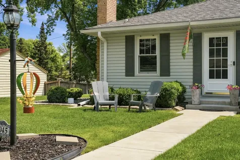 5045 Oxford Avenue Edina MN 55436