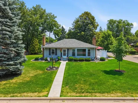5045 Oxford Avenue Edina MN 55436