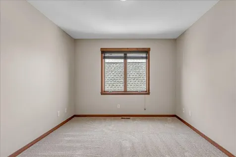 16931 E Lake Drive Lakeville MN 55044