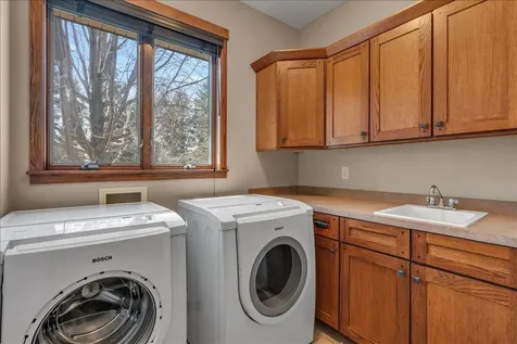 16931 E Lake Drive Lakeville MN 55044