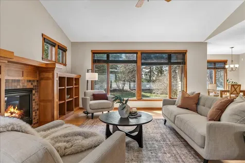 16931 E Lake Drive Lakeville MN 55044