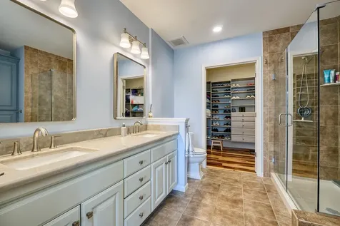 3110 N Chestnut Street Chaska MN 55318