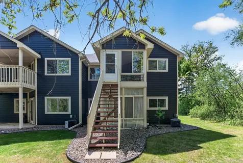 2494 Wilshire Court Mendota Heights MN 55120