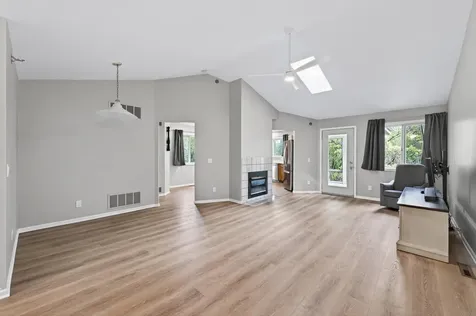 2494 Wilshire Court Mendota Heights MN 55120