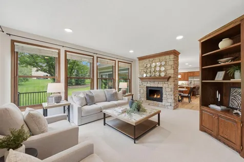 3824 Fairway Terrace Woodbury MN 55125