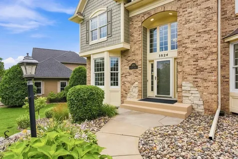 3824 Fairway Terrace Woodbury MN 55125