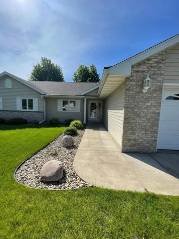 1205 26th Street SW Austin MN 55912