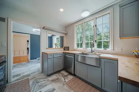 7800 Pearson Way NE Fridley MN 55432