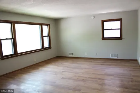 747 Tuscarora Avenue Saint Paul MN 55102