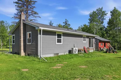 37513 Verdin Street NW Stanchfield MN 55080