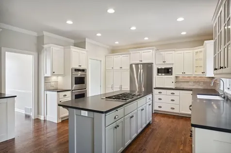 16310 24th Avenue N Plymouth MN 55447
