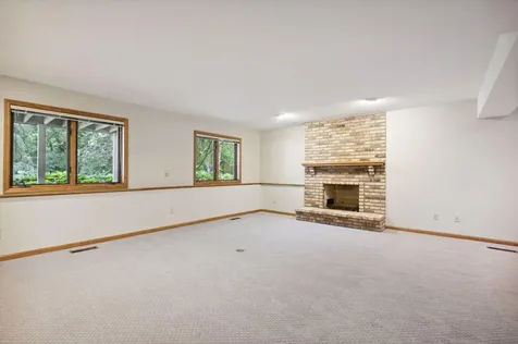 16310 24th Avenue N Plymouth MN 55447