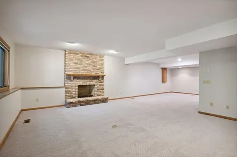 16310 24th Avenue N Plymouth MN 55447