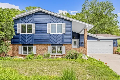 13229 Court Place Burnsville MN 55337