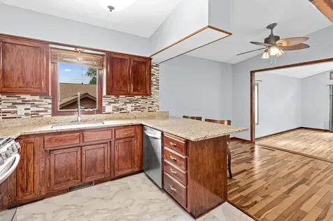 13229 Court Place Burnsville MN 55337