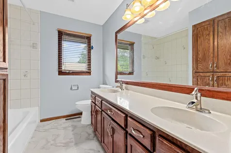 13229 Court Place Burnsville MN 55337