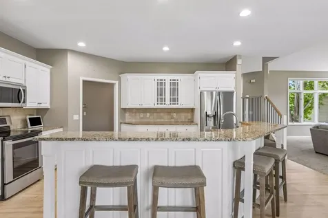 9009 Zanzibar Lane N Maple Grove MN 55311