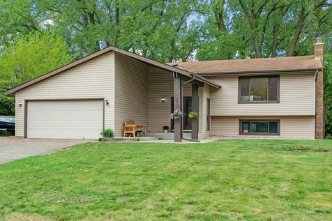 4382 Metcalf Drive Eagan MN 55122