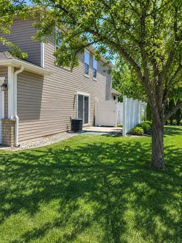 15827 Fleet Trail Apple Valley MN 55124