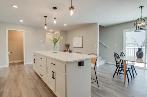 628 10th Avenue N Fargo ND 58102