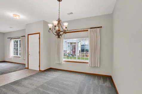 15280 Flower Way Apple Valley MN 55124