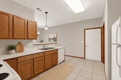 15280 Flower Way Apple Valley MN 55124