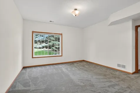 15280 Flower Way Apple Valley MN 55124