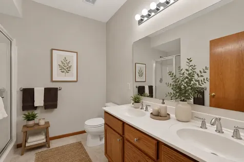 15280 Flower Way Apple Valley MN 55124