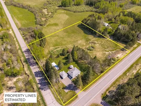 149 N Cloquet Road W Esko MN 55733