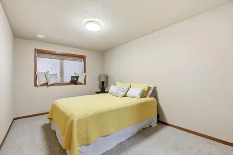 4208 66 Street S Fargo ND 58104