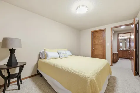 4208 66 Street S Fargo ND 58104