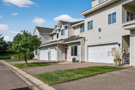 8983 Sawgrass Glen N Maple Grove MN 55311