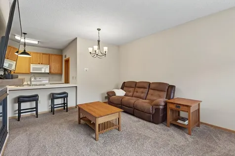 8983 Sawgrass Glen N Maple Grove MN 55311