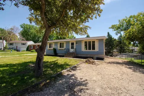 2526 Carla Lane NW Rochester MN 55901
