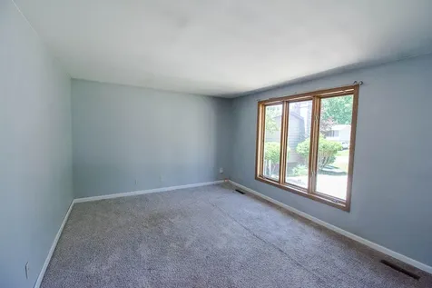 2526 Carla Lane NW Rochester MN 55901