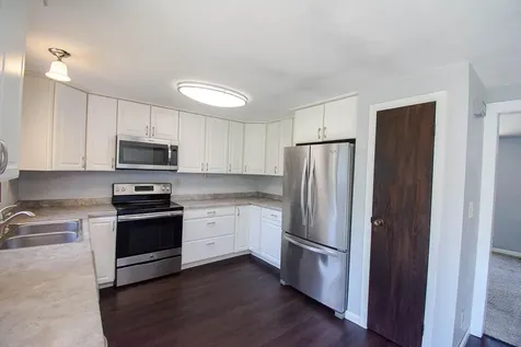 2526 Carla Lane NW Rochester MN 55901