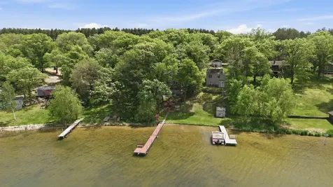 4292 115th Avenue Clear Lake MN 55319