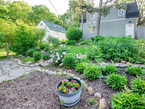 436 Woodlawn Avenue Saint Paul MN 55105