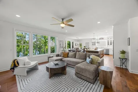 2522 Woods Drive Victoria MN 55386