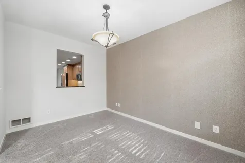 635 Willoughby Way W Minnetonka MN 55305