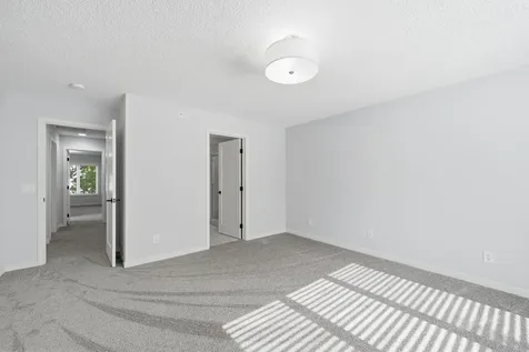 635 Willoughby Way W Minnetonka MN 55305