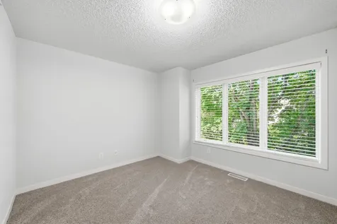 635 Willoughby Way W Minnetonka MN 55305