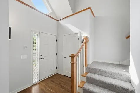 635 Willoughby Way W Minnetonka MN 55305