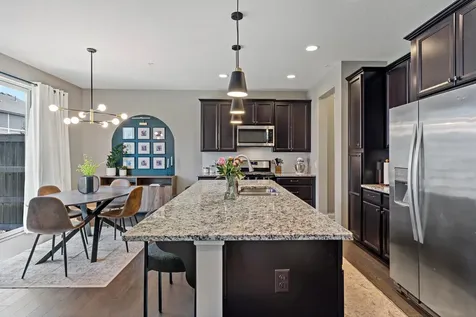 18147 Glassfern Lane Lakeville MN 55044