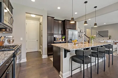 18147 Glassfern Lane Lakeville MN 55044
