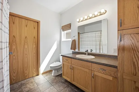 4825 50th Avenue S Fargo ND 58104