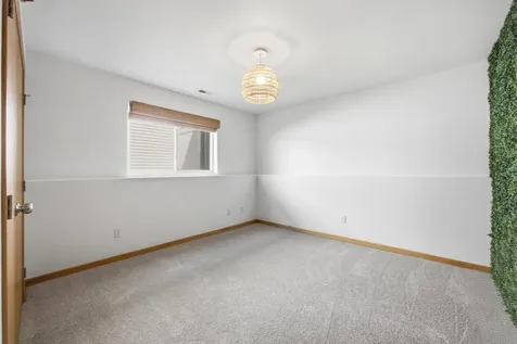 4825 50th Avenue S Fargo ND 58104