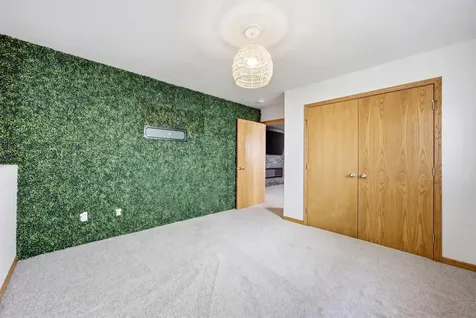 4825 50th Avenue S Fargo ND 58104